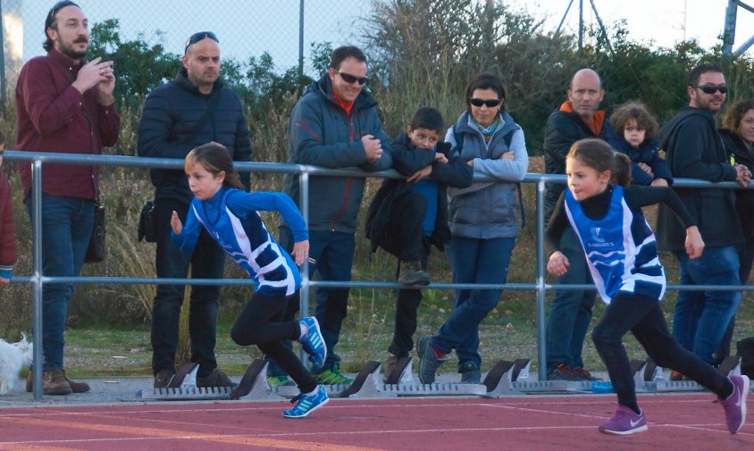 Noa Antón, a l'esquerra de la imatge, va aconseguir tres medalles