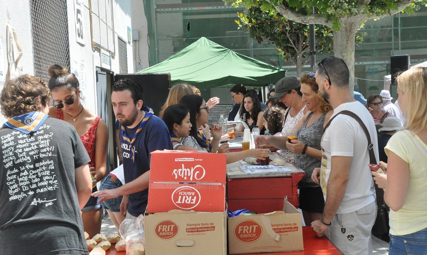 El vermut mariner es va organitzar, ahir al migdia, a la plaça de l'església