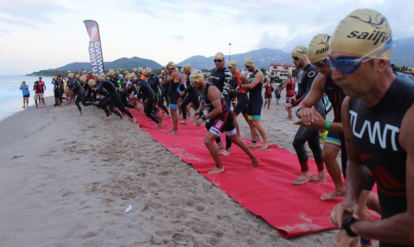 Imatge d'arxiu d'una edició anterior del triatló de l'Hospitalet de l'Infant