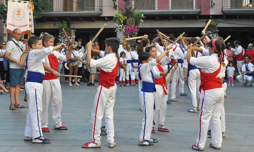 El passat dissabte a la tarda es va fer la Trobada Bastonera pels carrers del Barri Antic