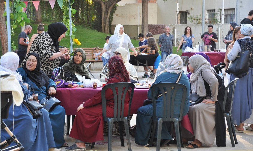 La festa comunitària del Nou Cambrils, celebrada aquest passat dissabte a la tarda, se centrava en la integració veïnal