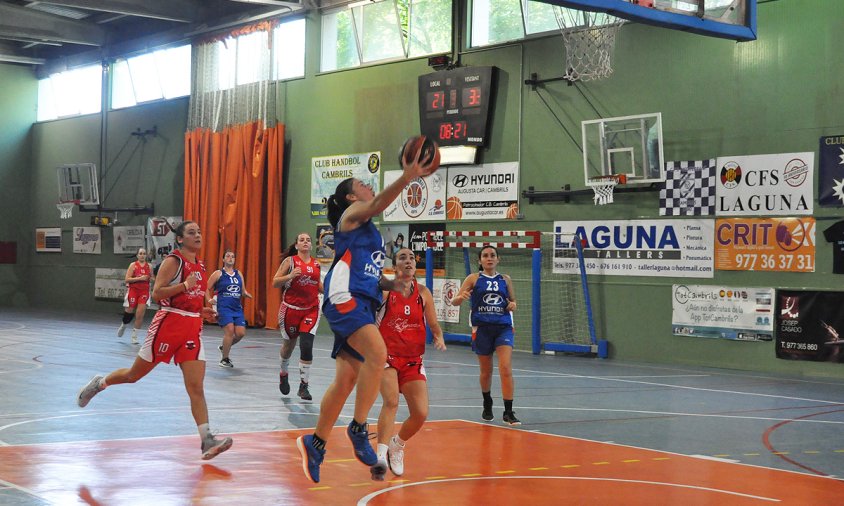 Partit entre el CB Cambrils femení i El Carme Bàsquet, el passat diumenge