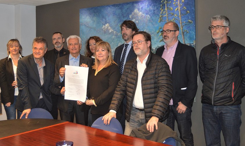 Conveni signat per les set principals formacions polítiques que concorren per la circumscripció de Tarragona a les eleccions del proper diumenge