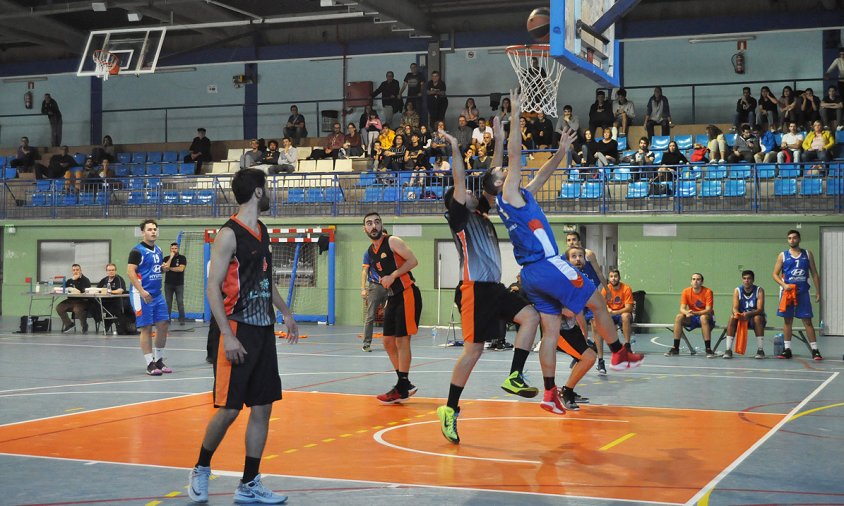 Partit disputat el passat diumenge entre el CB Cambrils i el CB La Selva