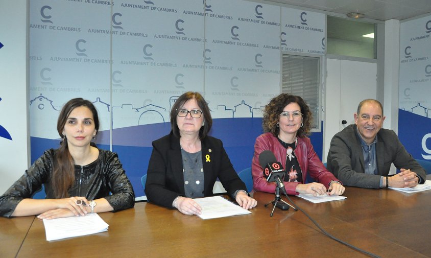 Roda de premsa de presentació del pla d'inversions. D'esquerra a dreta: Ana López, Camí Mendoza, Mercè Dalmau i Jaume Gila