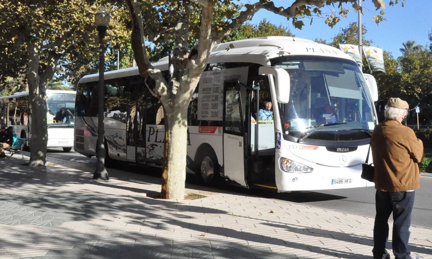 Parada del bus al passeig la Salle