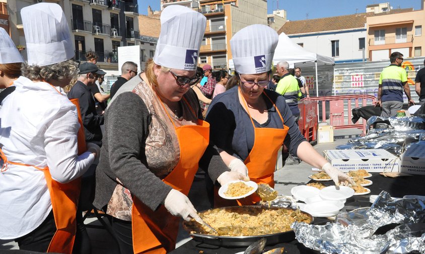 Imatge del tast de paelles encarxofades, el març de l'any passat