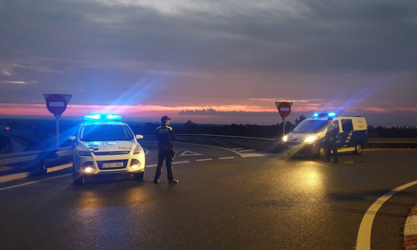 Imatge d'un control policial a Mont-roig del Camp