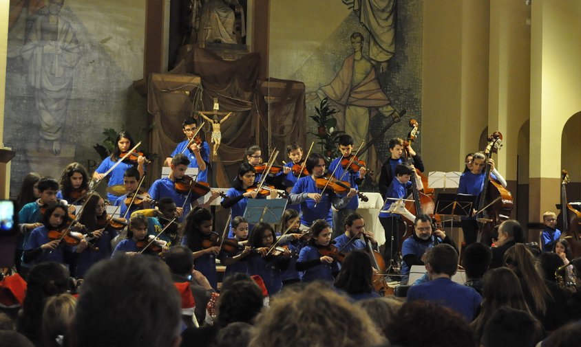 Un moment del concert de l'Escola Municipal de Música a l'església de Sant Pere