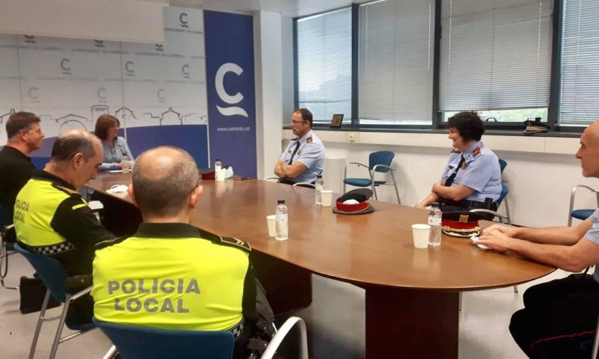 Un moment de l'acte de presentació, avui, a l'Ajuntament de Cambrils