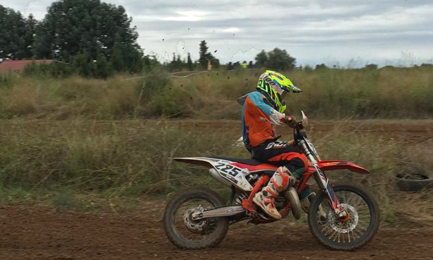 El motociclista cambrilenc Ivan Matamoros, durant la cursa de Mototierra