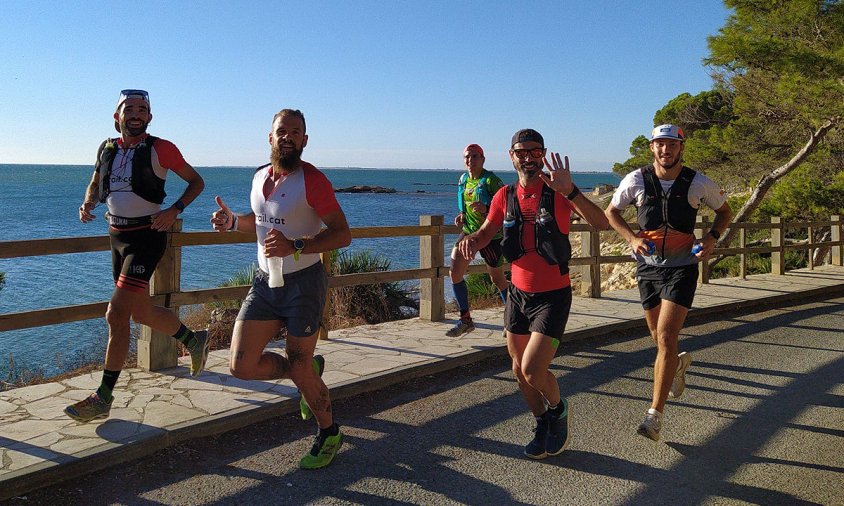 L'equip de corredors en un moment de la cursa