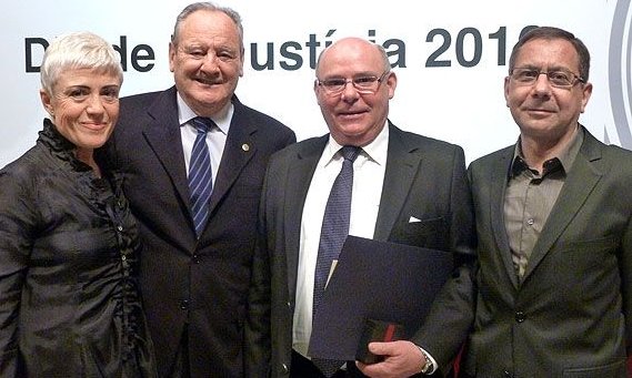 Goretti Trilla, Joan Pedrell substitut del jutge de Pau, Àngel Díaz i Artur Palau, ahir durant l'entrega dels Premis Justícia 2010