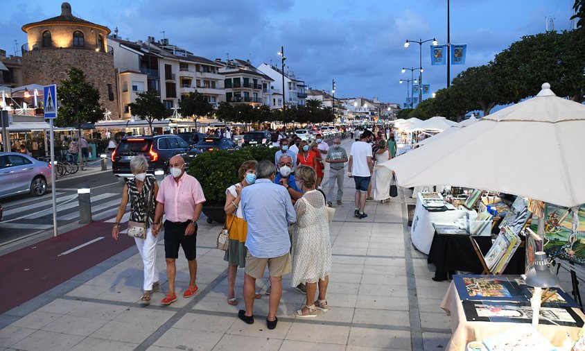 Façana del port al vespre, a meitats del passat mes d'agost