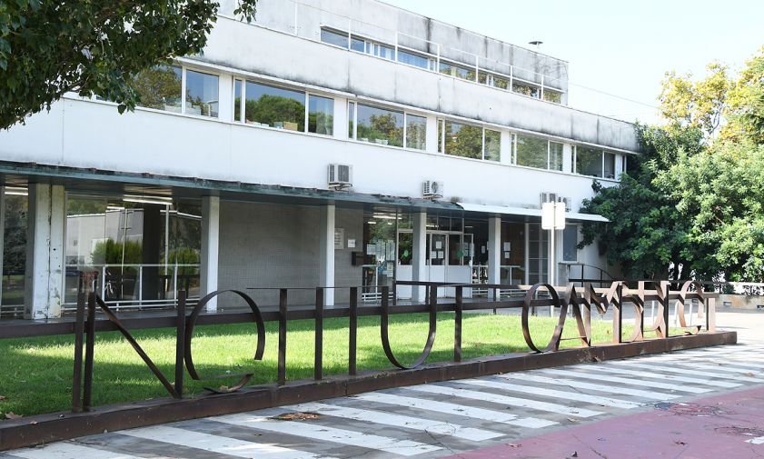 Imatge d'arxiu de l'exterior de l'institut Cambrils