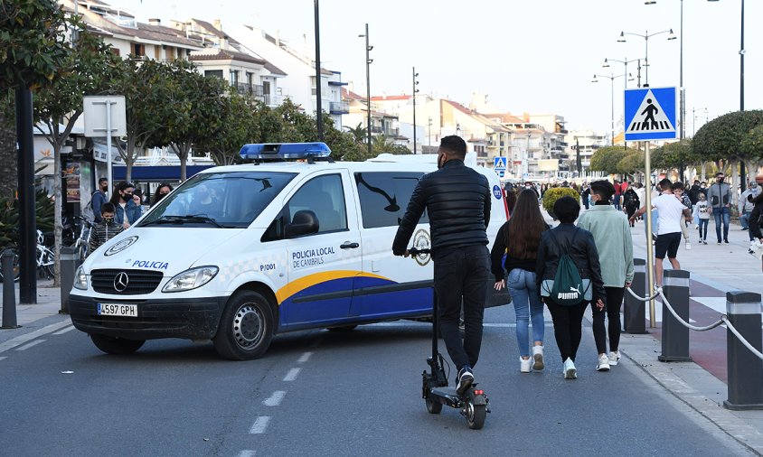 Vial de la façana del port, aquest passat Dissabte Sant