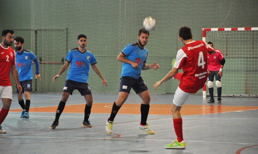 Un moment del partit entre el Mediterrani i el Sícoris Club, disputat el passat diumenge al migdia