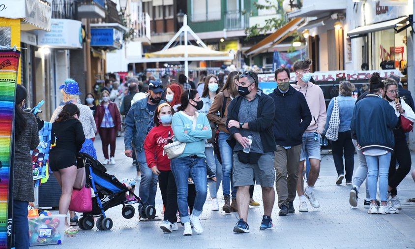 Ambient als carrers del port, aquesta Setmana Santa