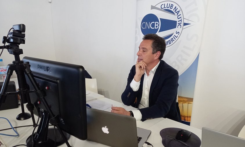 El president del Club Nàutic Cambrils, Ramon Vallverdú, en un moment de l'assemblea virtual de socis