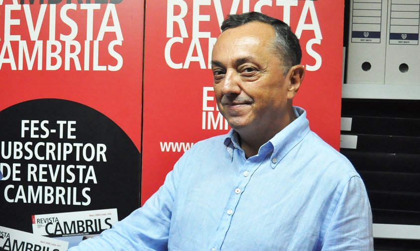 Josep Capella a la seu de Revista Cambrils