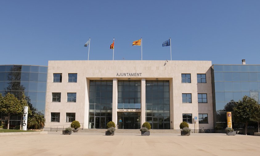 Imatge d'arxiu de l'edifici de l'Ajuntament de Cambrils