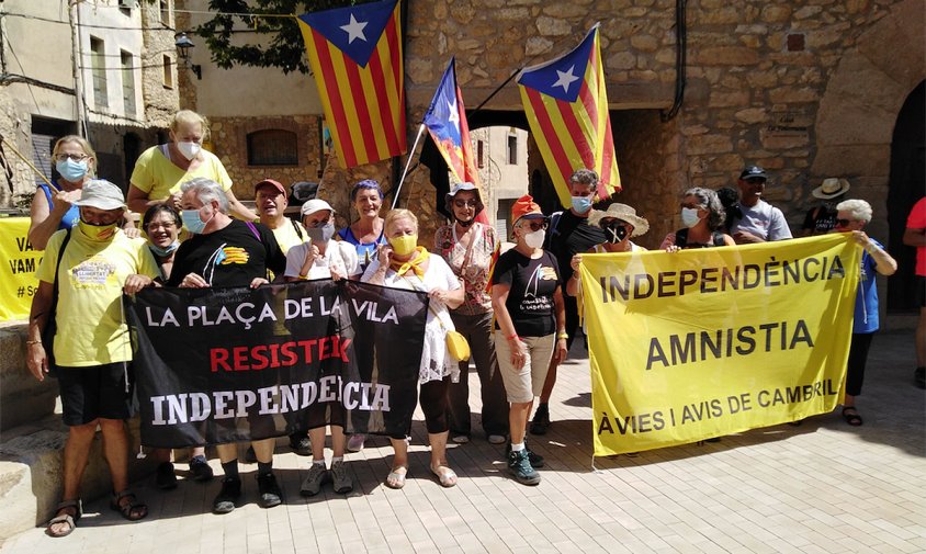 Foto de grup de les Àvies i Avis per la Independència, ahir, a la Morera de Montsant