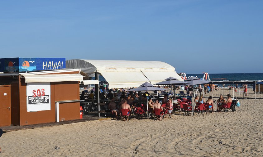 Xiringuito a la platja del Regueral, la setmana passada