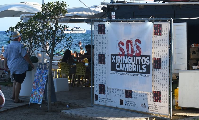 Xiringuito a la platja de l'Esquirol, aquest estiu