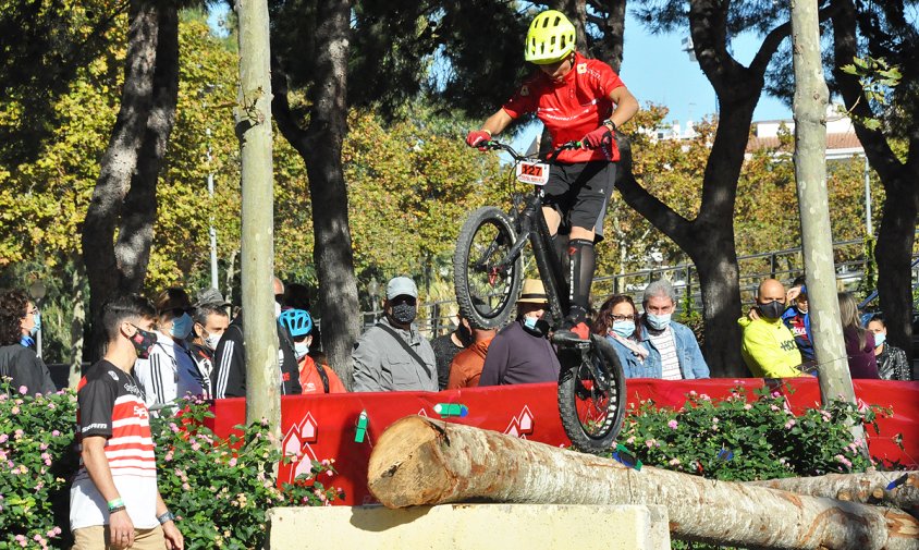 Un moment de la disputa de la Copa d'Espanya de Trial en Bicicleta, a Cambrils, corresponent a la prova disputada l'any passat