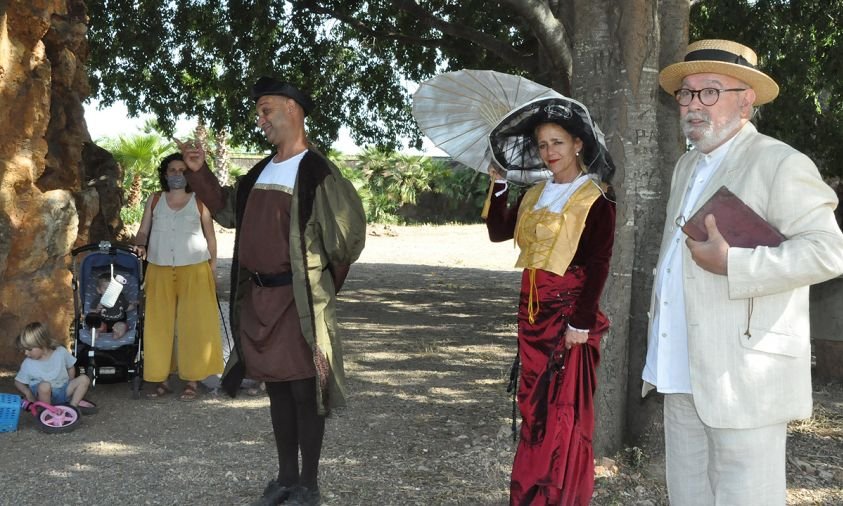 Imatge d'una de les visites teatralitzades sobre l'època dels indians que es va organitzar al parc, el passat mes de juny