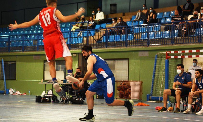 Imatge d'un partit disputat pel CB Cambrils, aquesta temporada