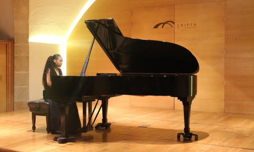 Imatge del concert d'Astrid González, ahir al vespre, a la Cripta de l'Ermita