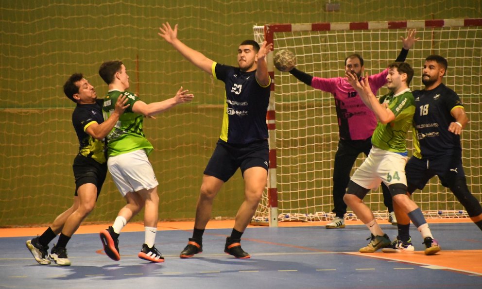 Enèsima derrota del CH Cambrils que no és capaç de trobar el camí de la victòria 