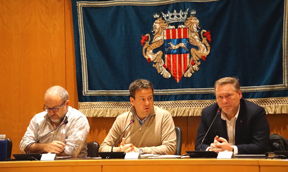 El nou govern aprova el cartipàs municipal i alerta de la «situació molt complicada» del consistori